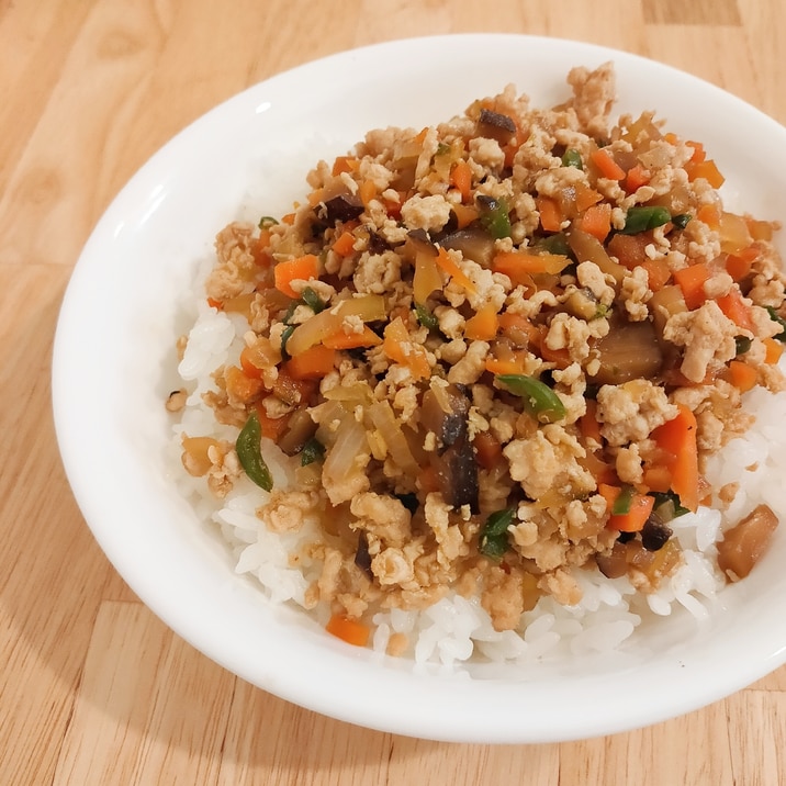 野菜たっぷり鶏そぼろ丼⭐️